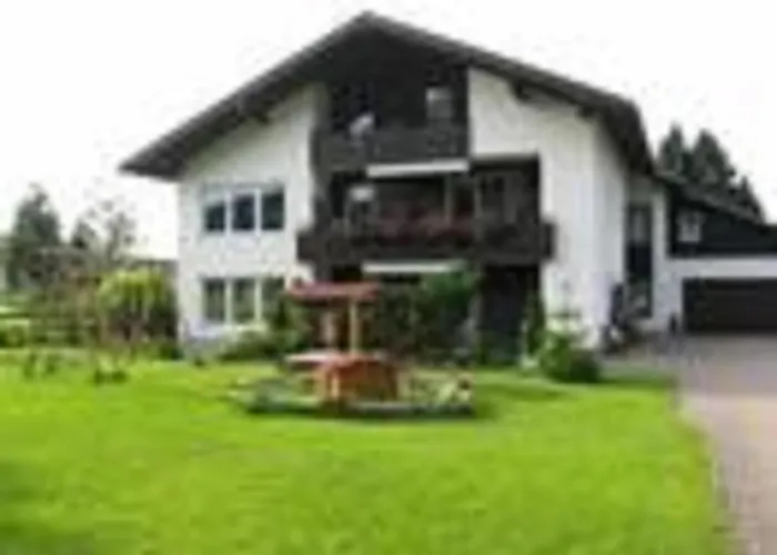 Heyartz, Peter Appartement